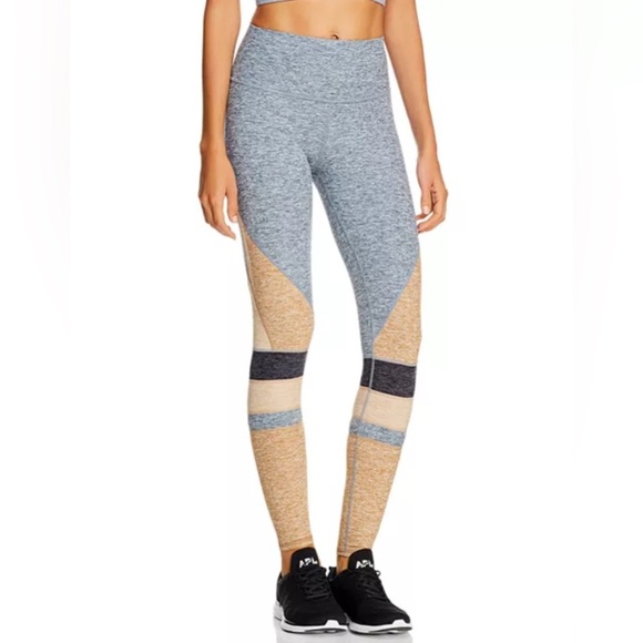 ALO Yoga Pants - Alo Yoga Momentum Alosoft High-Rise Leggings Medium
